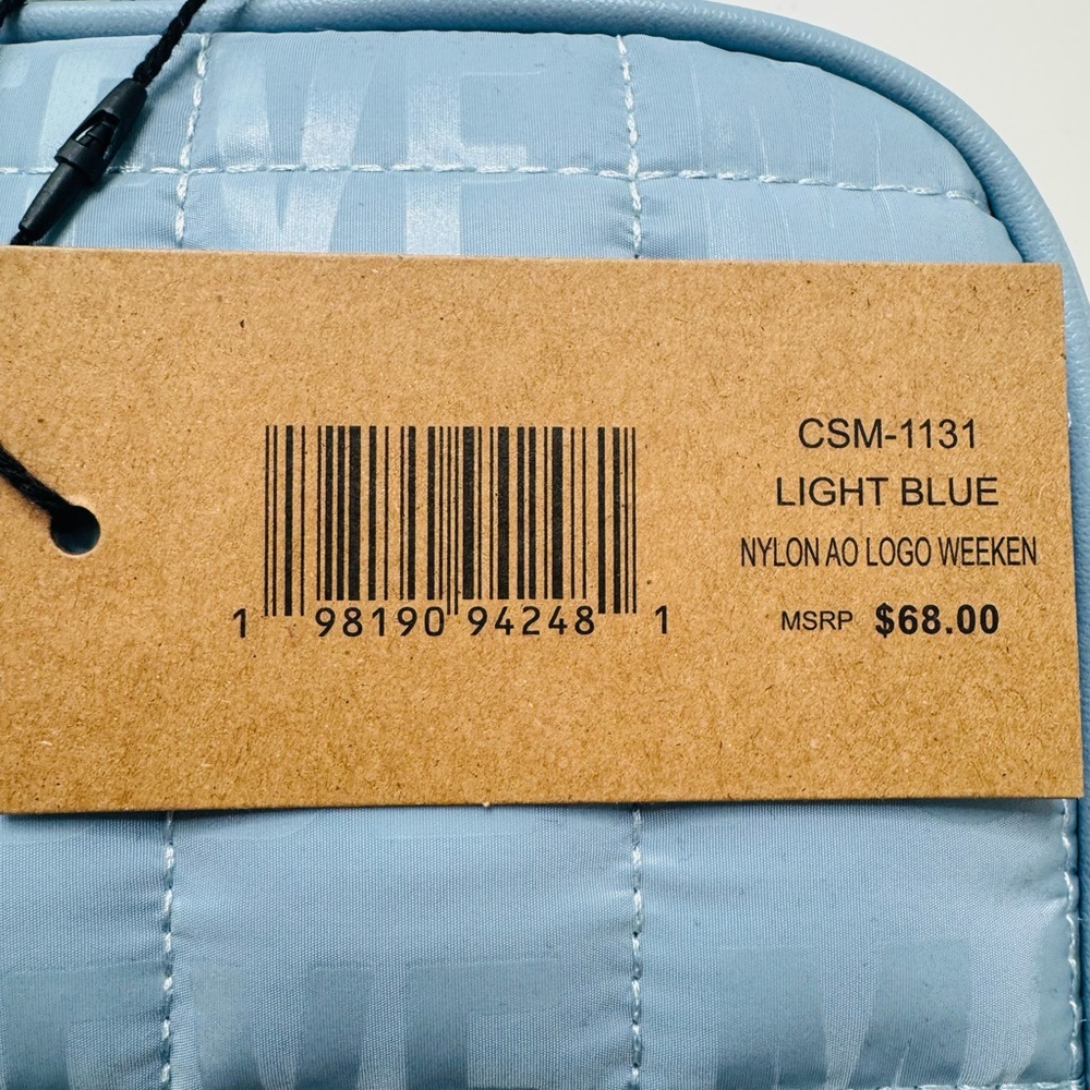 Steve Madden Sky Blue Nylon Quilted Weekender Cosmetic Bag NWT - Picture 6 of 14